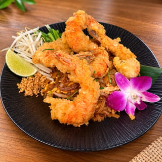 Tom Yum Pad Thai